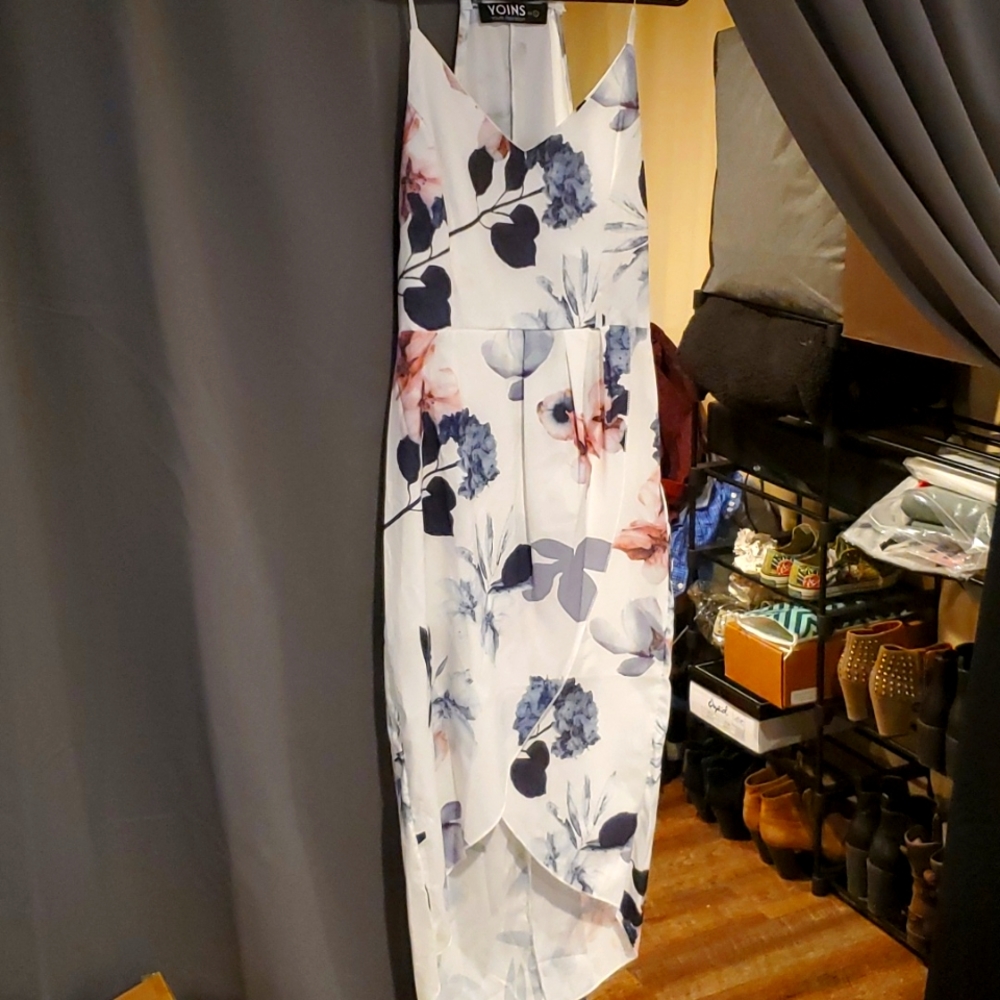 Floral smmer dress.